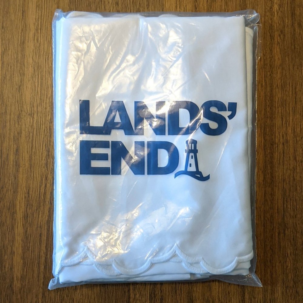 Lands' End Sateen Scallop King Size Pillow…
